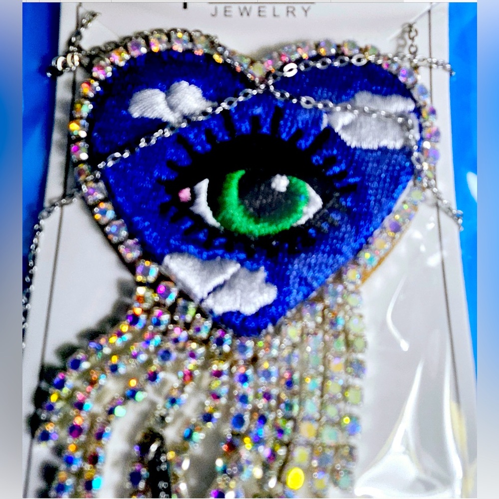 NECKLACE IS AS PRETTY AS IT APPEARS